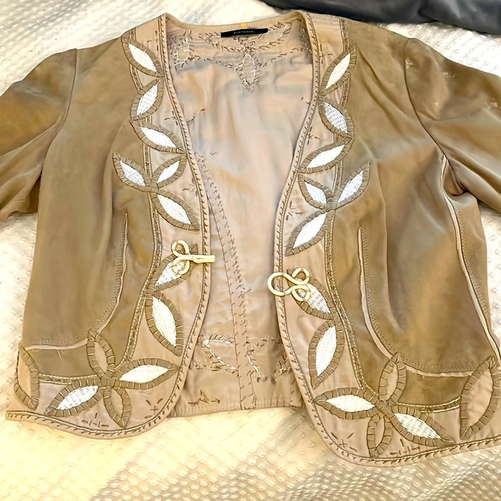 Tahari short  suede jacket size small